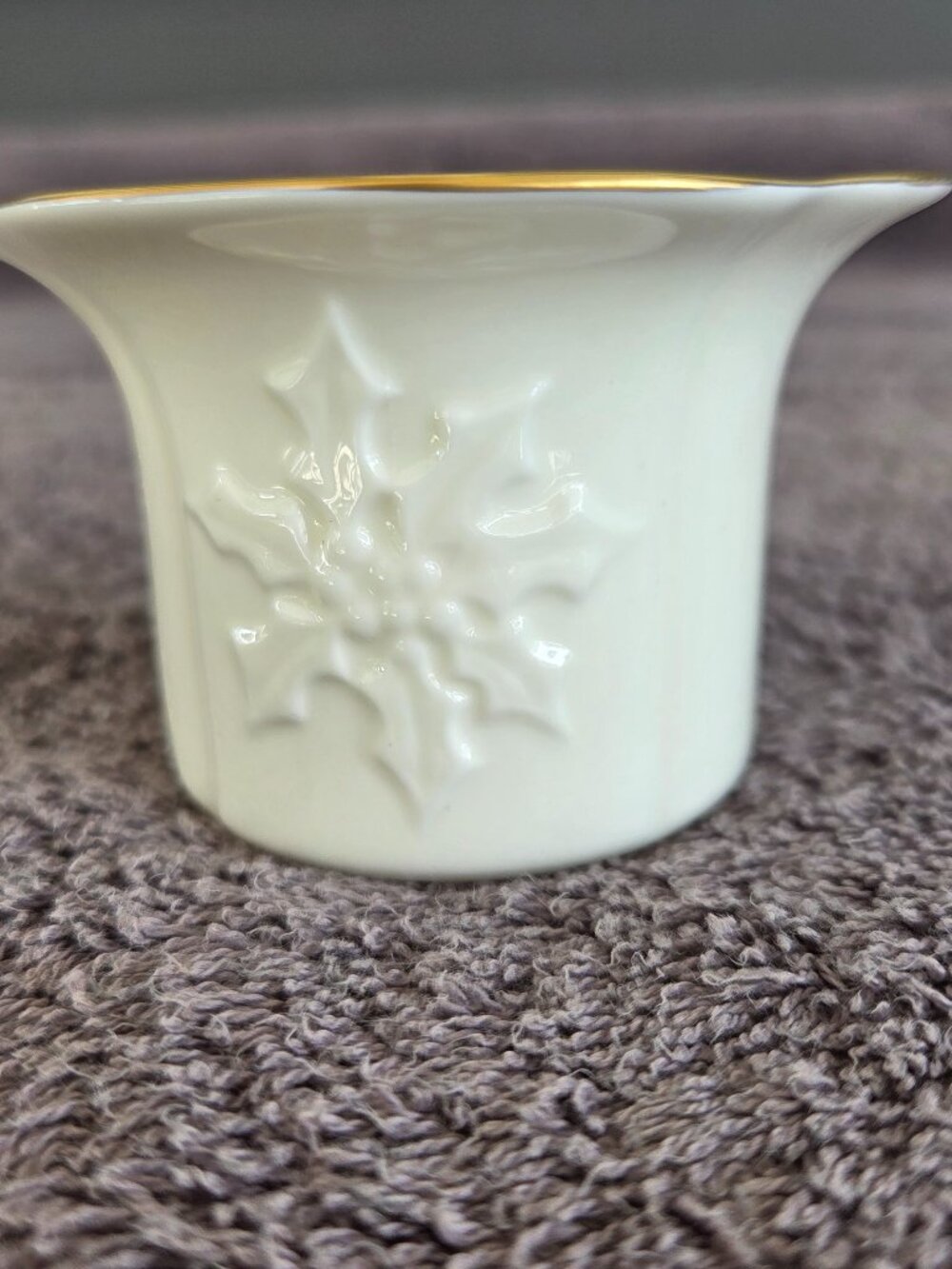Pfaltzgraff "Yuletide" Bone China Gold Trim Votive Candle Holder Made in USA